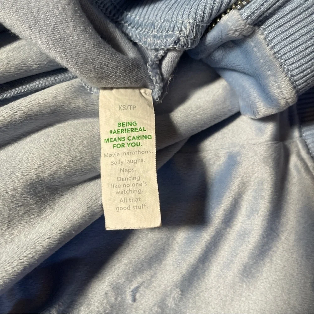 Aerie Dreamy Velour Cropped Hoodie in Baby Blue - Size XS Full Zip Light Jacket